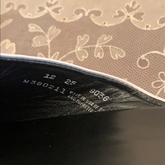 Munro Sandals - Picture 4 of 4